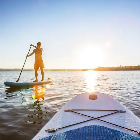 Apartment Hafenglück- Ideal Für Familien Mit Balkon Und Yachthafenblick Waren (Müritz)
