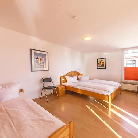 Hafenglück- Ideal Für Familien Mit Balkon Und Yachthafenblick * Waren (Müritz)