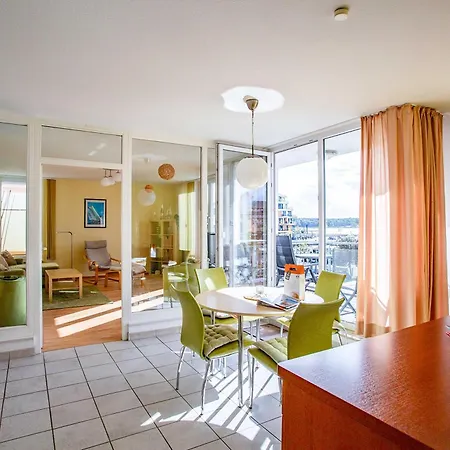Apartment Hafenglück- Ideal Für Familien Mit Balkon Und Yachthafenblick *